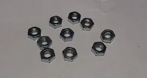 Mutter M3 für Maschinen Schrauben 3 mm Gewinde 10 Stück - Imagen 1 de 1