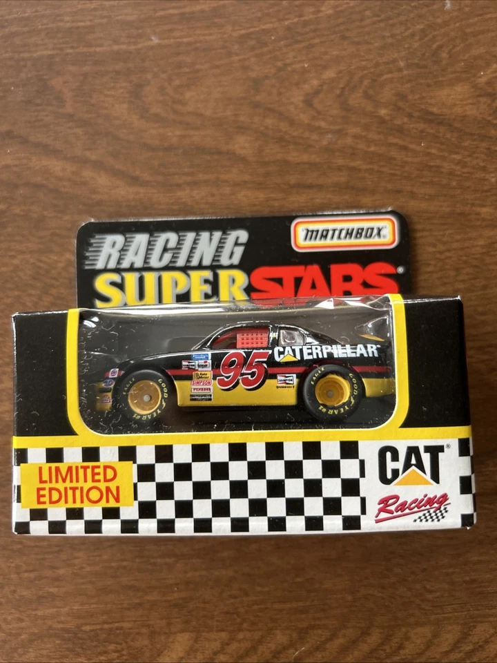 Matchbox 1996 - Racing Super Stars - CAT Racing #95 New In Box Excellent  - Image 1 of 1