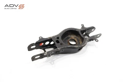 Cadillac ATS 2013-2019 brazo de control inferior trasero izquierdo muelle percha OEM Foto 1 de 4