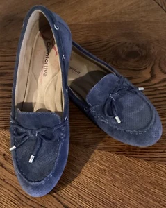 Comfortiva Navy Suede Loafers In Size 10M - Picture 1 of 4