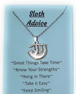 Neu Antik Silber Niedlich Faultier Charm Anhänger Halskette 16-18" Kette + Botschaftskarte - Bild 1 von 6