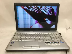Toshiba Satellite L505-ES5034 / Intel Core i3 SCREEN CRACKED /(MISSING PARTS)-MR - Picture 1 of 4