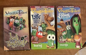 Veggie Tales Esther Courage Lyle Sharing Josh Big Wall Christian Kids VHS Lot x3 - Imagen 1 de 5