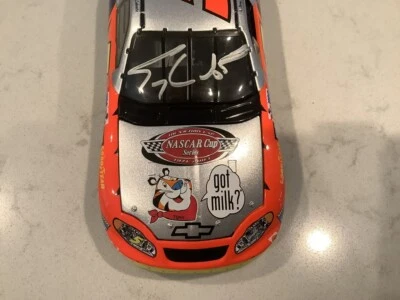 TERRY LABONTE AUTOGRAFIADO 2003 CHEVY VICTORIA VUELTA 2x CAMPEONATO FUNDIDO A PRESIÓN Y TARJETA Foto 1 de 4