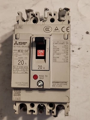 Disyuntor eléctrico Mitsubishi NF32-SVF 3 polos sin fusible, 20 amperios 440 V  Foto 1 de 4
