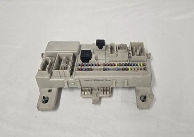 2006 Volvo S40 2.5L Interior Fuse Box Relay Junction Module Unit Assembly - Image 1 of 4