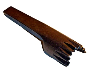 Vintage C.S. Osborne 7/8” Scalloped Pinking Iron Punch Leather Working Tool USA - Picture 1 of 10