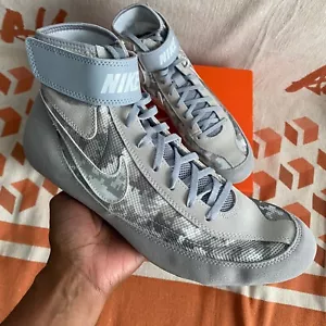 SCARPE DA UOMO NIKE 366683 SPEEDSWEEP VII WRESTLING PLATINO/BIANCHE/GRIGIE taglia 12,5 - Foto 1 di 8