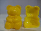 Zabawka z piaskownicy z lat 70. / żółty niedźwiedź - 50 mm