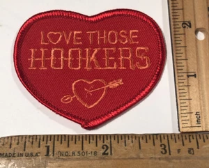 Hot Rod vintage Love Those Hookers Intestazioni Logo Automobile NHRA Racing - Foto 1 di 2