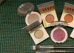 6 pc Lot of the Balm & Bearty Corp Eye Shadow w/ 2 Brushes 💗 - Picture 1 of 1