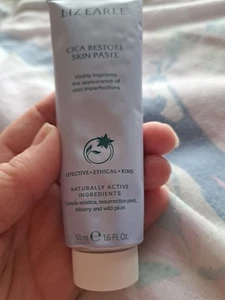 Liz Earle Cica Restore Skin Paste 50ml Overnight Cream Moisturiser Natural New - Picture 1 of 2