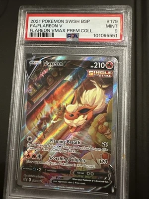 Flareon V SWSH179 SWSH: Sword & Shield Promo Cards Holo - Image 1 of 2