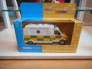 Corgi Toys Ambulance in White in Box - Imagen 1 de 1