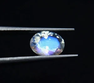 Natural Rainbow Moonstone 0.92 Carat 7.5x5.7 MM Oval Shape Faceted Gem - Picture 1 of 7