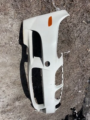 BMW M3 E90 E92 E93 2008 2009 2010 2011 2012 2013 CUBIERTA DEL PARACHOQUES DELANTERO OEM Foto 1 de 4