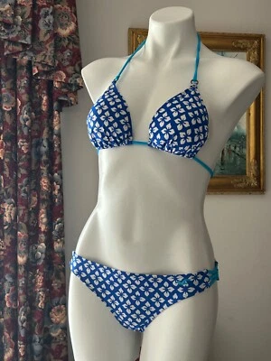 BIKINI HALTER HOLLISTER AZUL Y BLANCO TRAJE DE BAÑO superior e inferior talla grande JUNIORS Foto 1 de 4