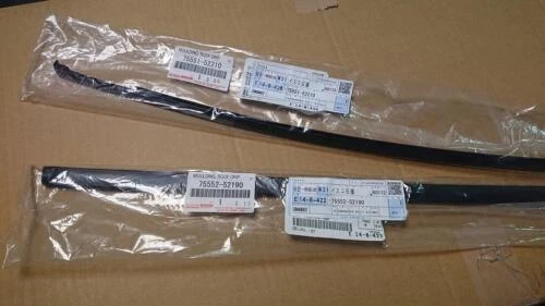 丰田正品普锐斯 C 车顶成型 75552-52190 75551-52210 2012-2021 LH 右握 原始设备制造商* — 第 1/1 张图片