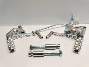Set Marchepieds Arriéré Aluminium Compétition moto guzzi Imola Monza V35 V50 V65 - Picture 1 of 4
