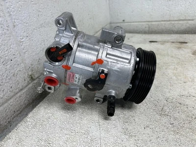 Compresor de aire acondicionado MAZDA CX-5 2024 2,5 L pieza OEM  Foto 1 de 4