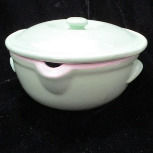 Vintage Hall Pottery Lidded Bowl With Spout 655 Celadon Green GUC No Chips - Picture 1 of 16