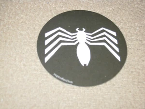1985 BLACK SPIDERMAN 2 1/2" PAPER STICKER OFFICIALLY LICENSED BY MARVEL VENOM - Picture 1 of 4