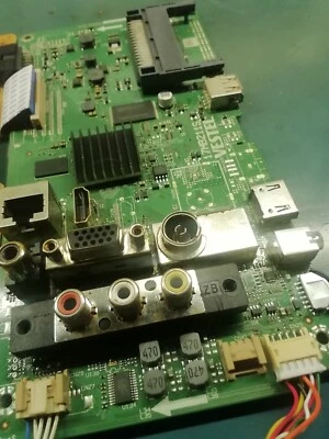 Placa base TV Vestel 17MB211S 32" Foto 1 de 2