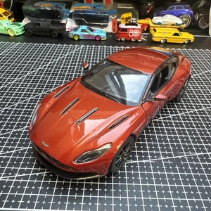 Motormax 1/24 Aston Martin DB11 Metallic Orange Diecast Model Car No Box Pre Own - Picture 1 of 11