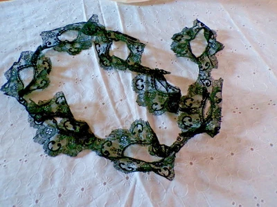 Bande  de Dentelle noire ancienne - Photo 1/3