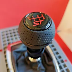BLACK LEATHER 6SP SHIFT GEAR KNOB for FOCUS MK3 MK4 RS ST FIESTA MK7 MK8 1.6T 20 - Bild 1 von 8