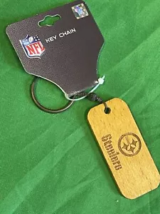 NFL Pittsburgh Steelers holzgravierter Schlüsselanhänger Schlüsselring Neu mit Etikett - Bild 1 von 3