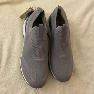 STQ WOMEN’S US 9 GREY TEAL AWAKE MODEL NO. ST220352 NEW - Picture 1 of 10