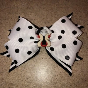 Handmade 5" Black/White Hair Bow With Disney Cruella De Vil Button NEW - Picture 1 of 3