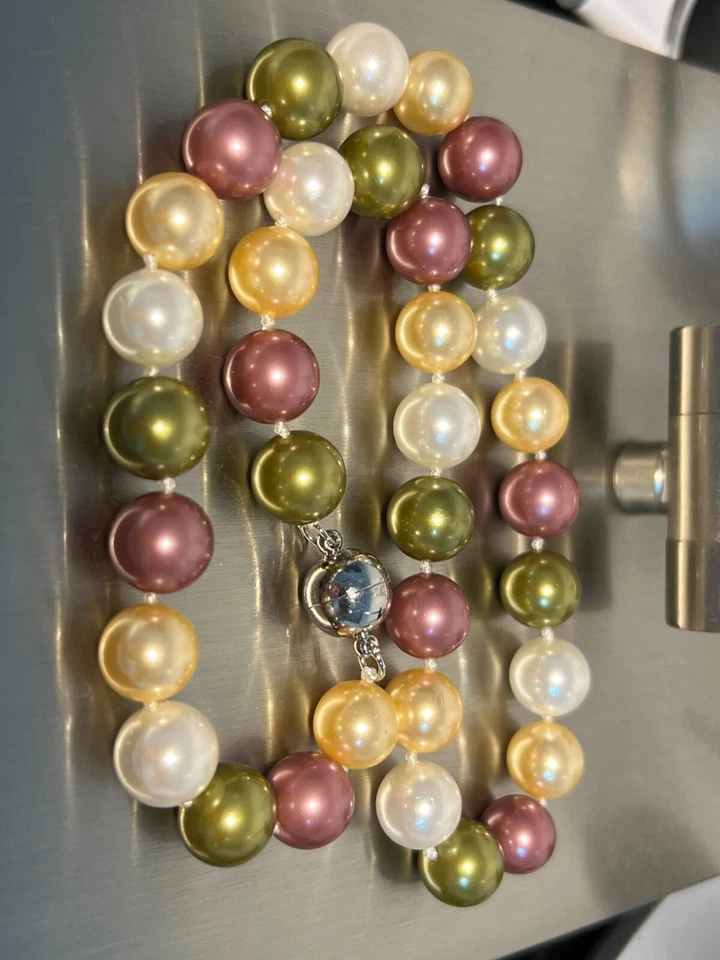 Muschelkernperlen Collier Kette multi Länge 50 cm ! Magnet ! Perlen 12 mm 116 - Bild 1 von 1
