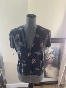 Madewell Seidenbluse Damen 8 schwarz grau Belle Top Pfauenfeder Print V-Ausschnitt - Bild 1 von 5