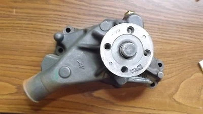 1993 1996 Chevy GMC 58-367 Engine Water Pump  3e - Image 1 of 3
