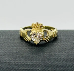 375 9ct Yellow Gold Diamond Heart Claddagh Ring Brand New Gift Boxed - Picture 1 of 8