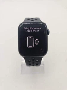 GPS Only Apple Watch Series 8 45MM Black Aluminum Black Sport Band A2771 - Zdjęcie 1 z 4