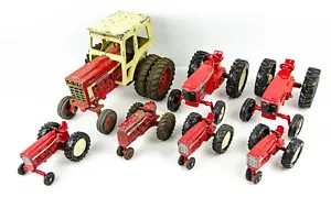 Lote de tractor agrícola Farmall International Ertl 1/16 de colección 1466 turbo + 1/32 ancho - Imagen 1 de 10
