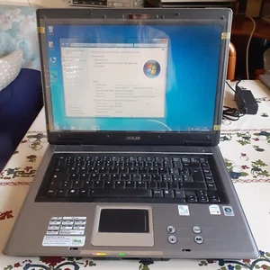 Notebook 15" Asus F3F Centrino Duo con Windows 7 Usato - Foto 1 di 6