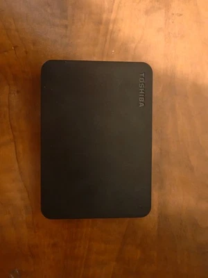 NOT WORKING Toshiba External HDD 1TB USB 3.0 - Image 1 of 2