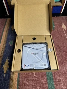 Fortinet 201E FEX-201E Antennes WAN à large bande intérieure double SIM 3G/4G-2 - Photo 1/7