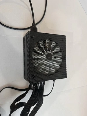 P7 Aerocool 650w Platinum Modular PC Power Supply - Image 1 of 4