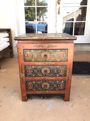 Антикварный тибетский стол - Изображение 1 из 4