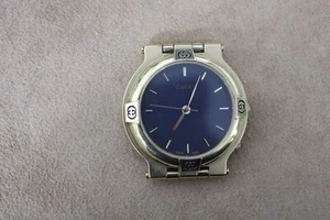 Gucci Reiseuhr Swiss Made Wecker 0900 42mm - Bild 1 von 2