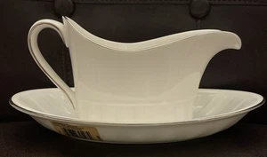 Wedgwood COLOSSEUM PLATINUM Gravy Boat With Underplate England - Picture 1 of 5