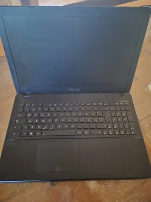 Laptop ASUS P550C i3 8GB Ram Samsuns SSD 250Gb - Immagine 1 di 4
