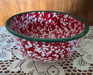 Robert Stanley Set of 4 Red & White Enamel Green Trim Soup Chili Camping Bowls - Picture 1 of 3