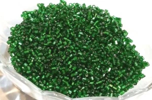Czech Glass Seed Beads 11/0 EMERALD Silver Lined 2-Cut Tubes - 1.8mm - 368.5g  - Picture 1 of 2