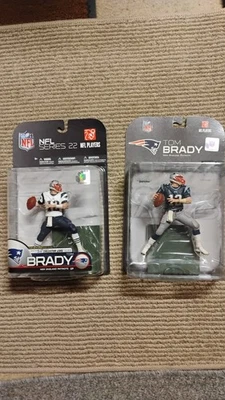 Mcfarlane NFL Series 22 Figure Tom Brady Patriots 2 figures - Image 1 of 4